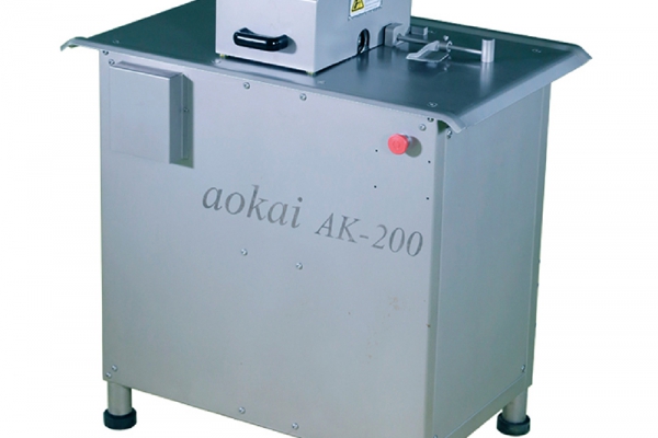 香腸紮線機的特點